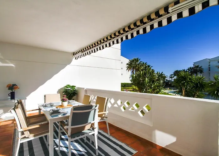 Banus - Banus Playa Rocio Beachfront Complex * 마르베야