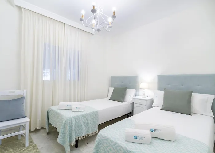 아파트 Banus - Banus Playa Rocio Beachfront Complex *