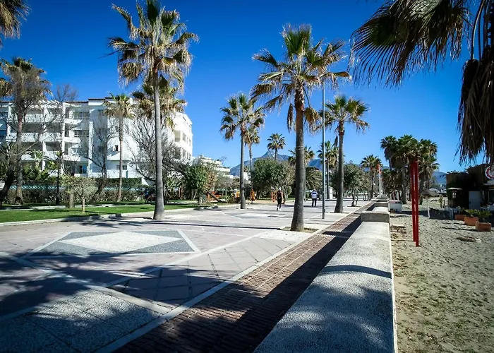 Banus - Banus Playa Rocio Beachfront Complex * 마르베야