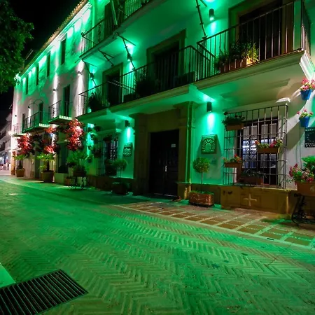 Banus - Banus Playa Rocio Beachfront Complex 马尔韦利亚