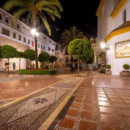 Banus - Banus Playa Rocio Beachfront Complex Lejlighed *